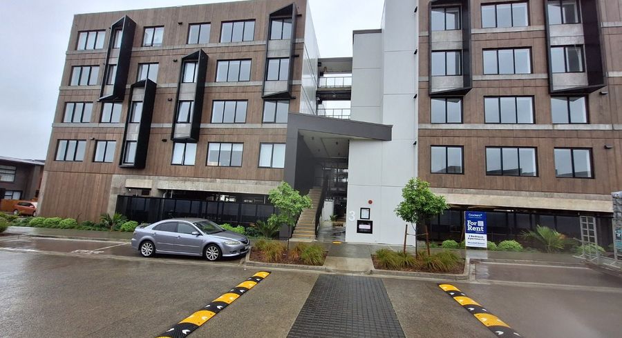  at 150 McLeod Rd, Te Atatu South, Waitakere City, Auckland