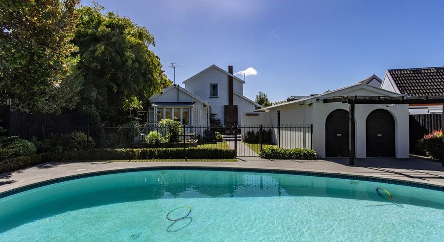  at 98 Knowles Street, St. Albans, Christchurch City, Canterbury