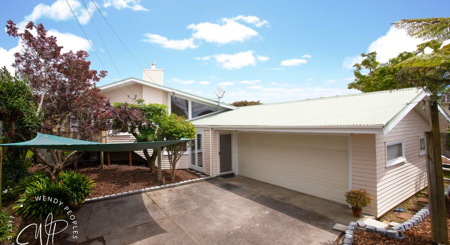 at 2 Collie Street, Hillpark, Auckland