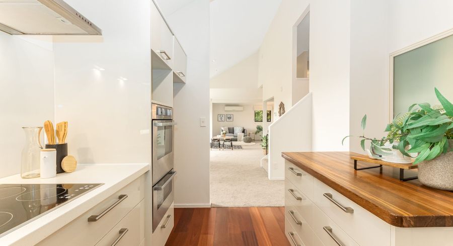  at 5 Furneaux Grove, Whitby, Porirua