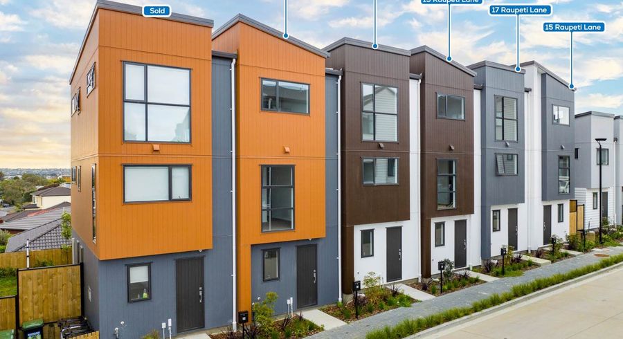  at 39 Raupeti Lane, Henderson, Waitakere City, Auckland