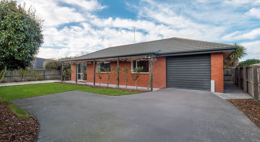  at 2/27 Oakhampton Street, Hornby, Christchurch City, Canterbury