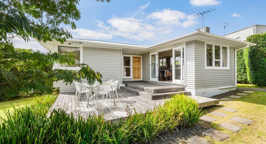  at 12 Carrs Place, Ellerslie, Auckland City, Auckland