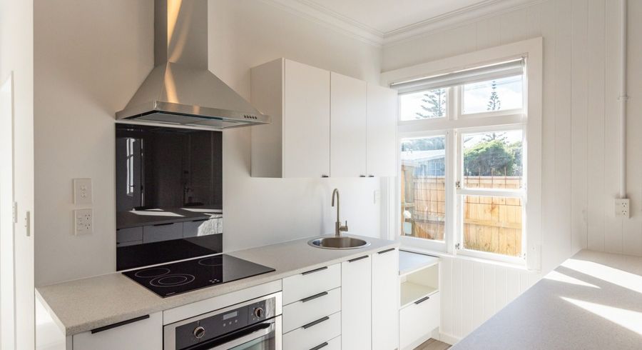  at 10a Waimea Road, Waikanae Beach, Kapiti Coast, Wellington