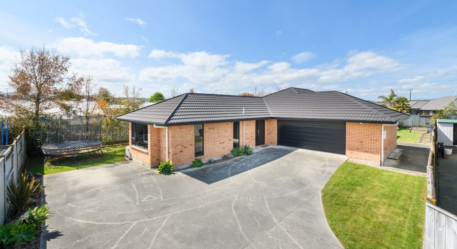  at 23 Walnut Grove, Kelvin Grove, Palmerston North