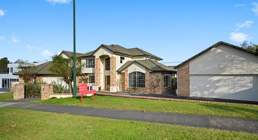  at 4 Heritage Avenue, Chartwell, Hamilton