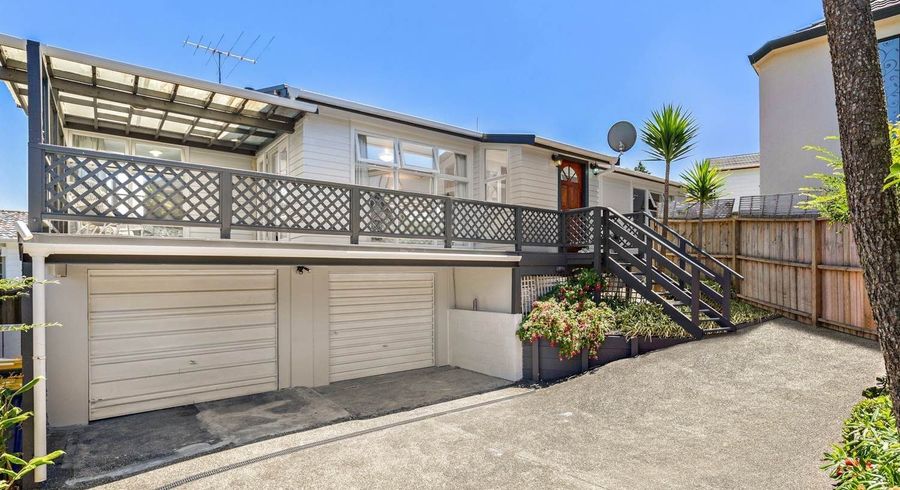  at 3/22 Merton Avenue, Glenfield, Auckland