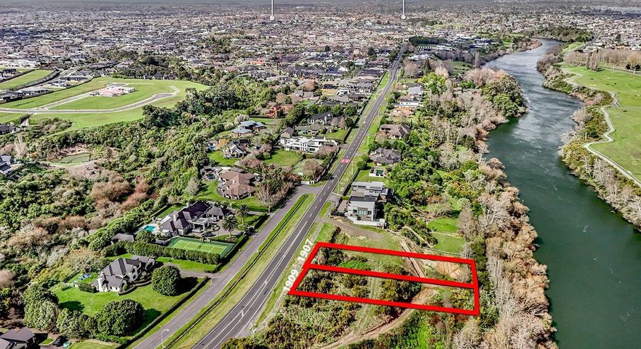  at 1907&1909 River Road, Flagstaff, Hamilton, Waikato
