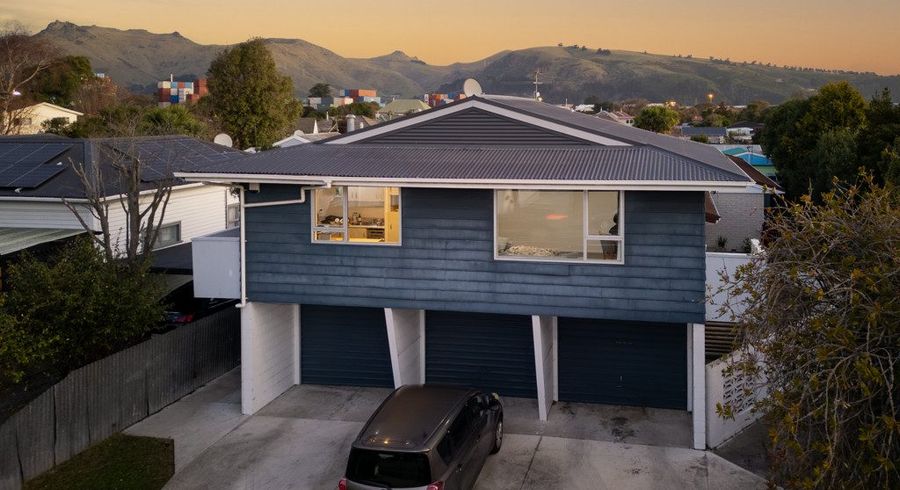  at 1/738 Ferry Road, Woolston, Christchurch City, Canterbury
