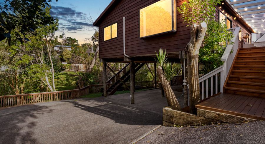  at 2/13 Sunburst Lane, Torbay, North Shore City, Auckland