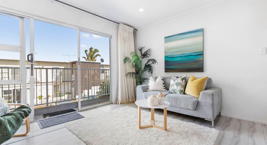  at 7/41 Anzac Road, Browns Bay, Auckland