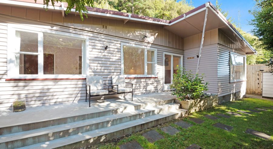  at 132 Pinehaven Road, Pinehaven, Upper Hutt, Wellington