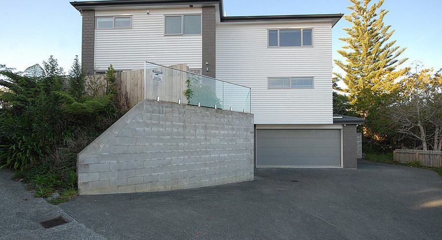  at 3 Thelma Crescent, Torbay, Auckland