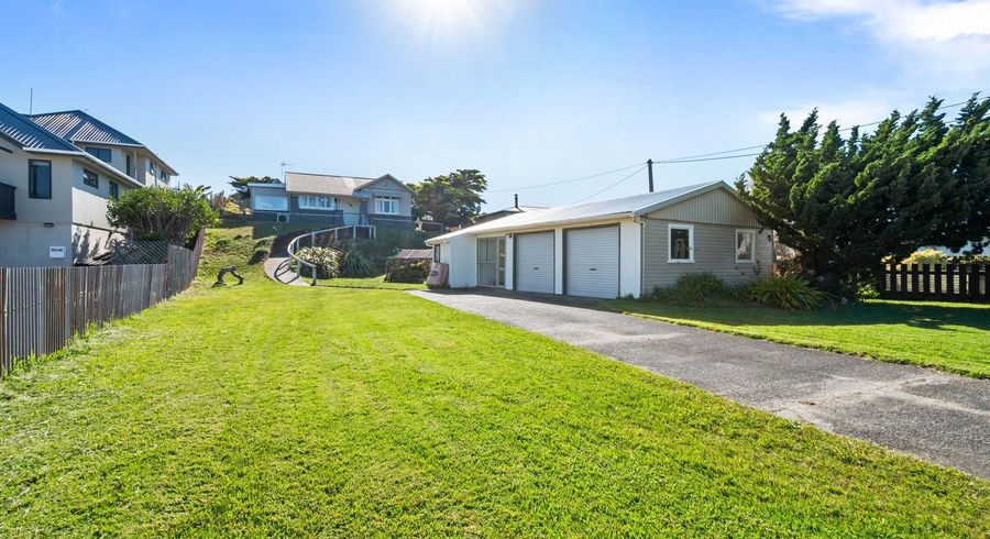  at 27 Bond Street, Foxton Beach, Foxton