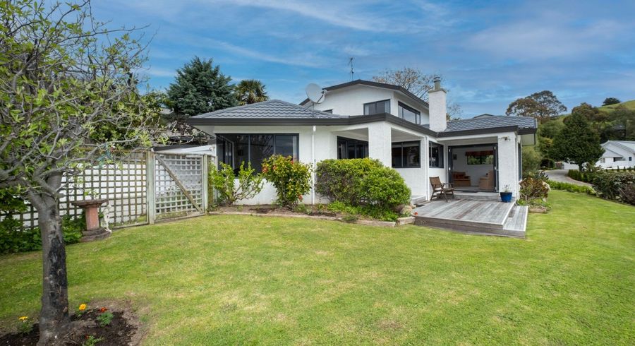  at 82 Churchill Drive, Taradale, Napier