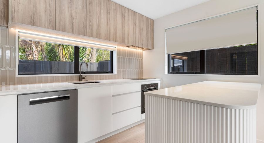  at 16B Moa Road, Point Chevalier, Auckland City, Auckland