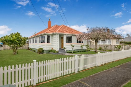  at 31 Village Way, Ardmore, Papakura