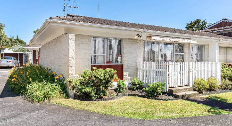  at 3/397 Blockhouse Bay Road, Blockhouse Bay, Auckland