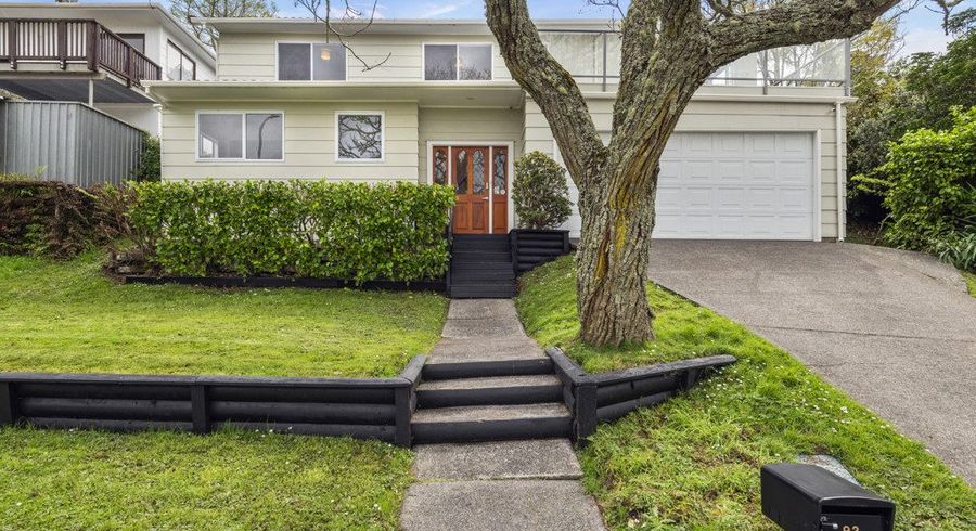  at 92 Stapleford Crescent, Browns Bay, Auckland