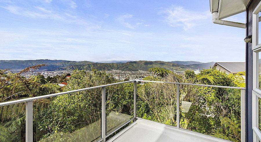  at 10 Eastview Grove, Normandale, Lower Hutt