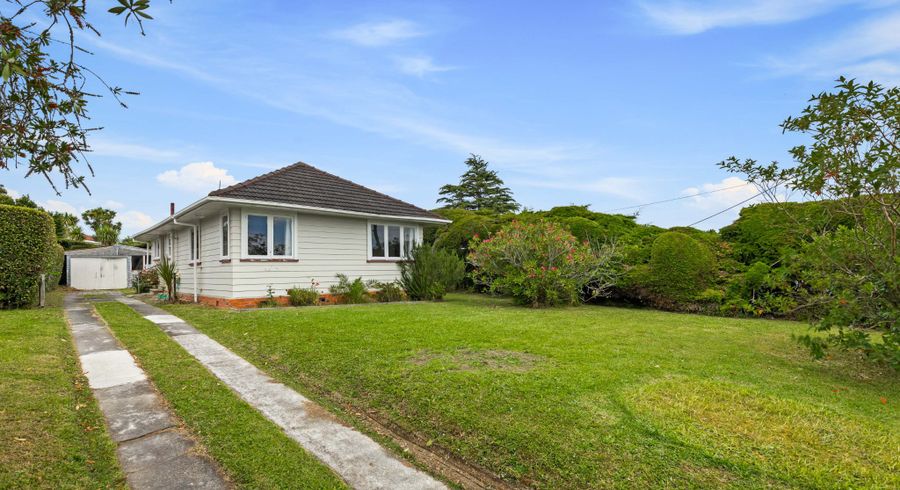  at 30 Amberley Avenue, Te Atatu South, Waitakere City, Auckland