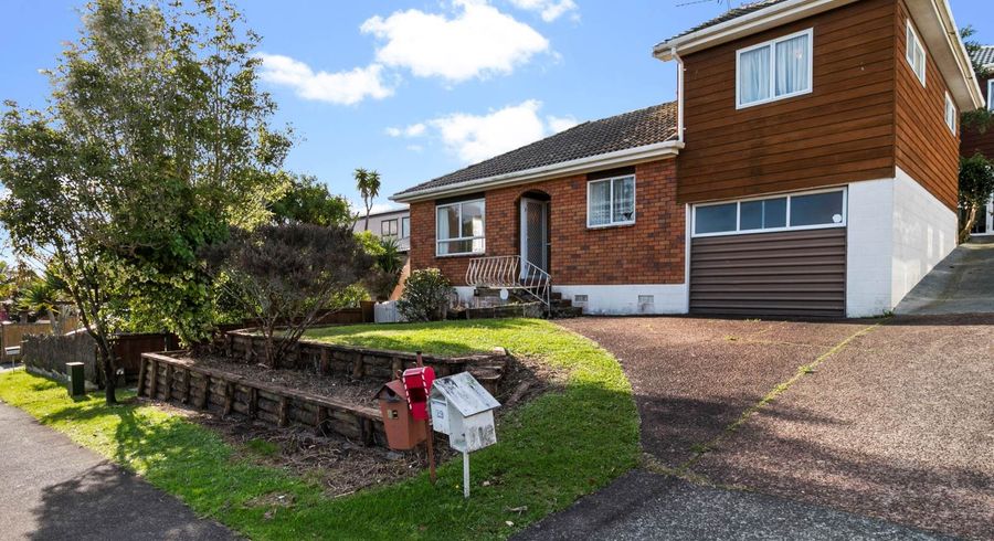  at 1/29 Stranolar Drive, Waikowhai, Auckland