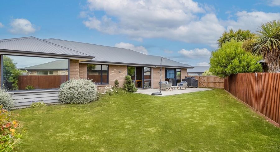  at 15 Mollymawk Place, Woolston, Christchurch