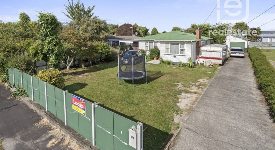  at 15 Dalesford Street, Silverdale, Hamilton, Waikato