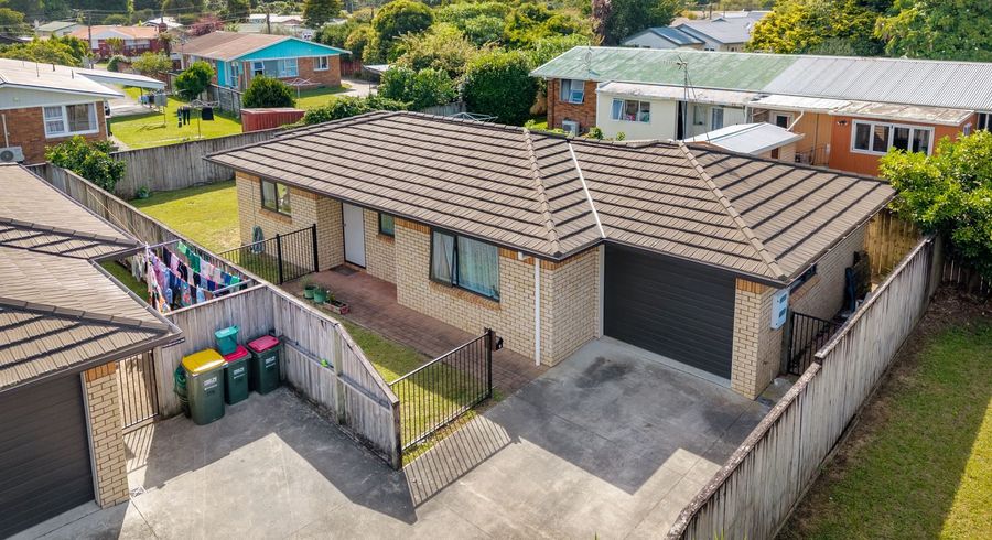  at 10E Yorkshire Road, Silverdale, Hamilton, Waikato