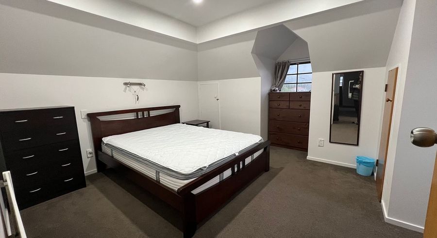  at 3 Eagle Street, Karori, Wellington, Wellington
