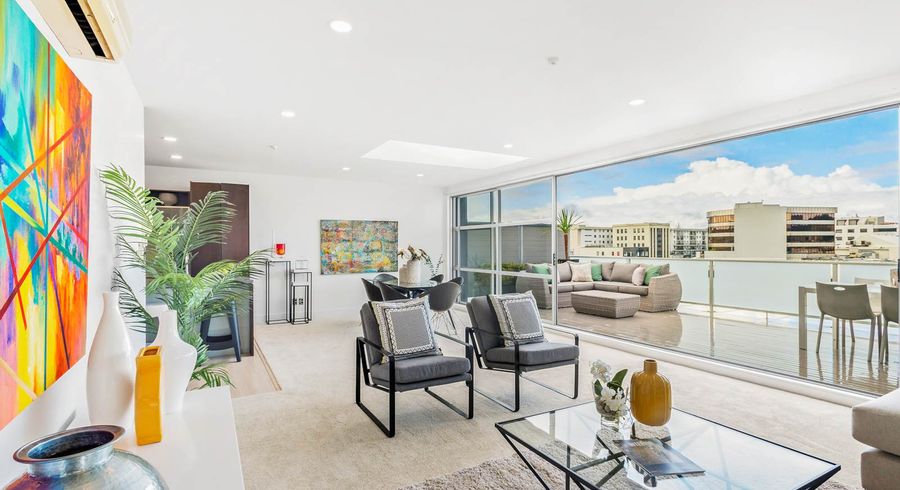  at 6E/31 Davis Crescent, Newmarket, Auckland