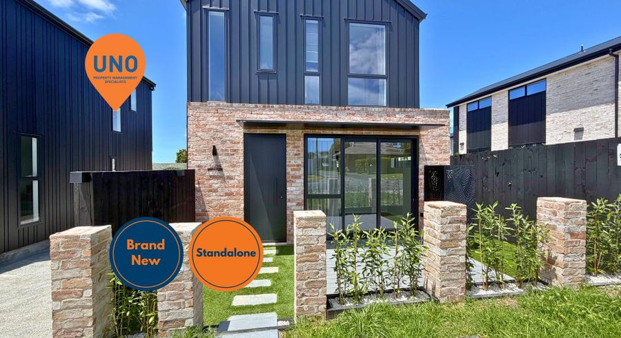  at 4/139 Tirimoana Rd, Te Atatu South, Waitakere City, Auckland