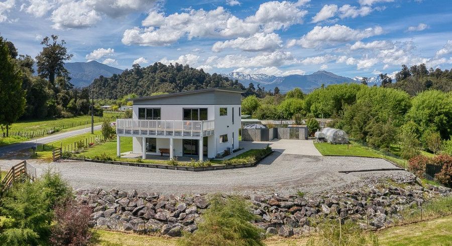  at 91 Beach Road, Ross, Westland, West Coast