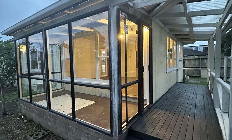  at 4/39 Miro Street, New Lynn, Waitakere City, Auckland