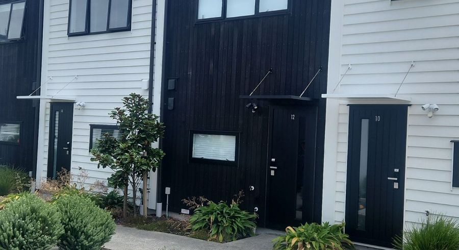  at 12 Whakahui Lane, Mangere Bridge, Manukau City, Auckland