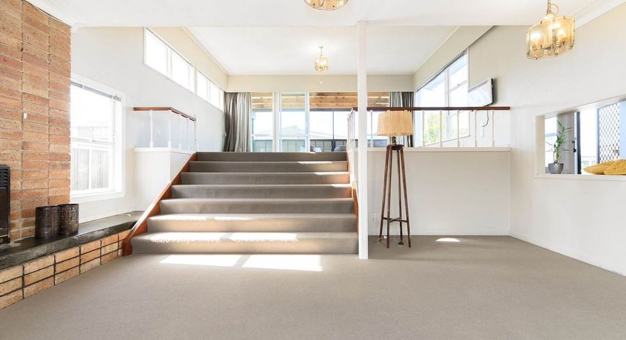  at 57 Forrest Hill Road, Milford, Auckland