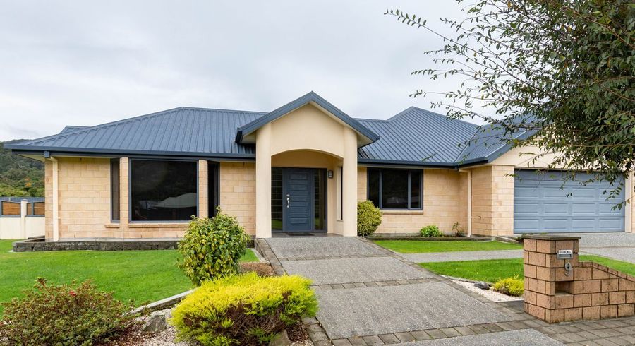  at 9 Westvale Drive, Greymouth, Greymouth
