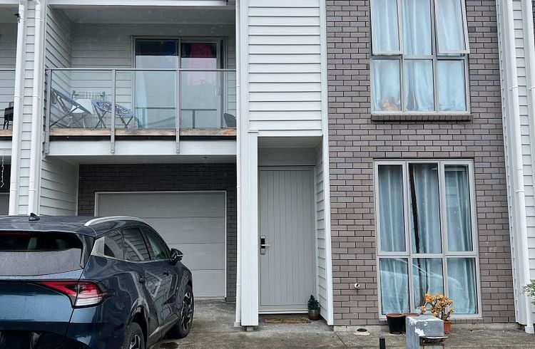  at 5 Quarters Lane, Beachlands, Manukau City, Auckland