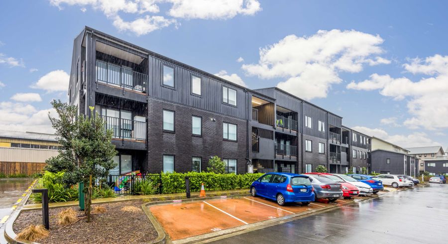  at 209/28C Eileen Newey Place, Henderson, Waitakere City, Auckland