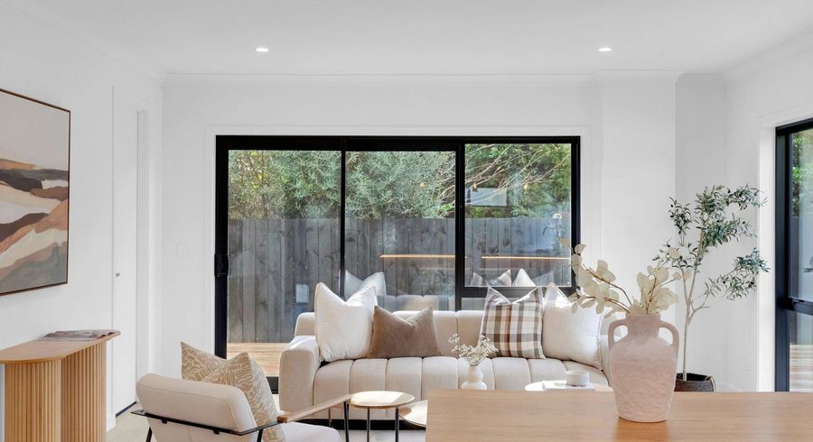  at 4/11 Comries Road, Chartwell, Hamilton, Waikato