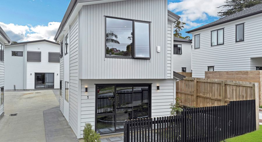  at 1 & 7/31 Sheridan Drive, New Lynn, Waitakere City, Auckland