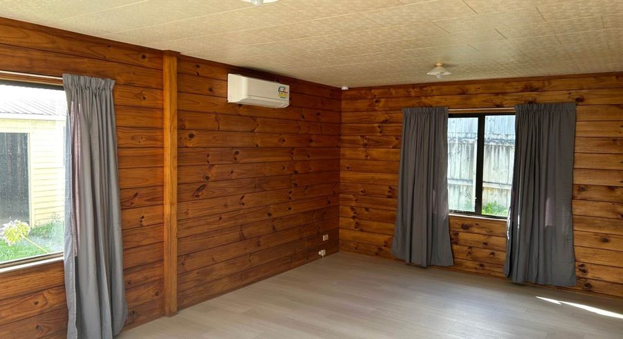  at 2/116 Porchester Road, Papakura, Papakura, Auckland