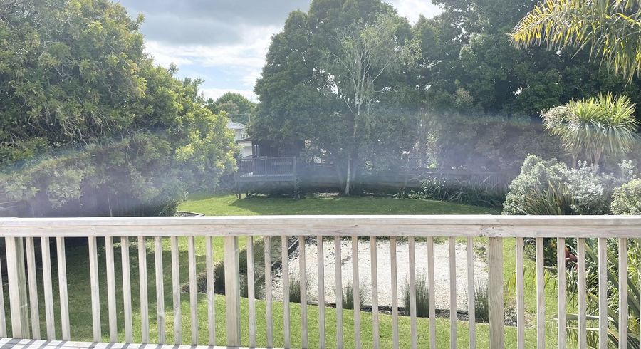  at 7 Edgerton Road, Te Atatu Peninsula, Auckland