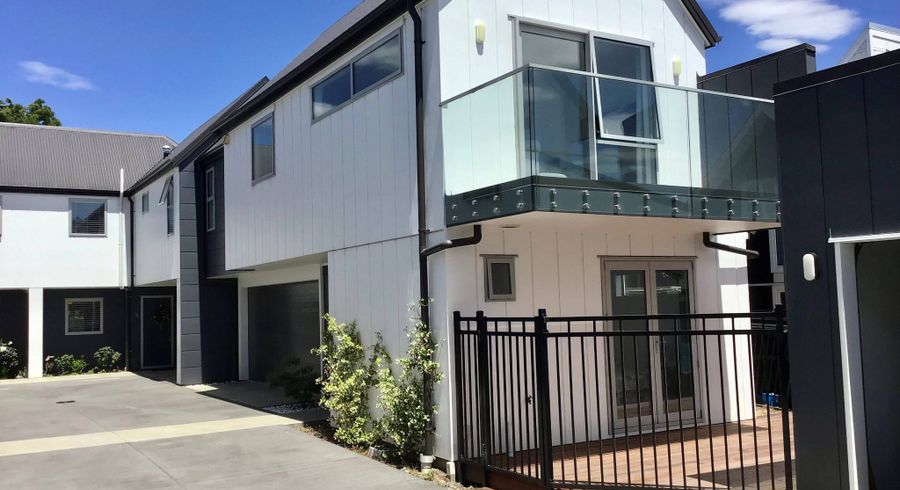  at 2/108 Edgeware Road, St Albans, Christchurch