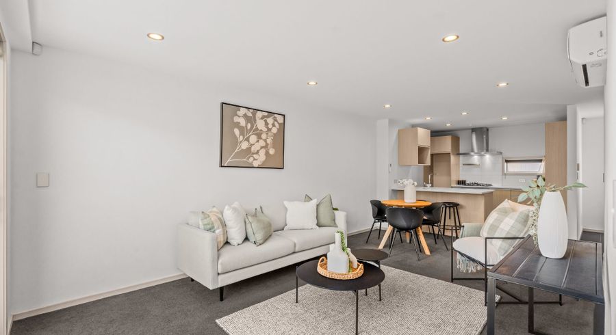  at 2/372 Worcester Street, Linwood, Christchurch City, Canterbury