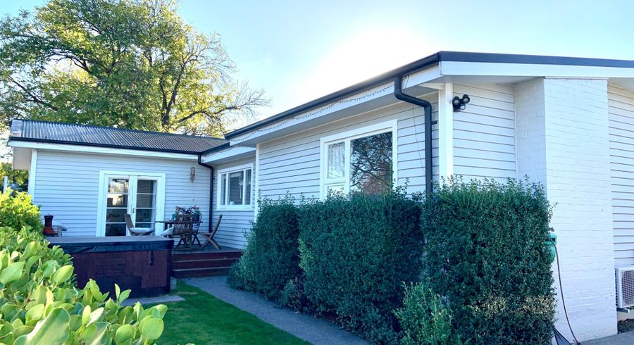  at 2 Norwood Street, Beckenham, Christchurch City, Canterbury