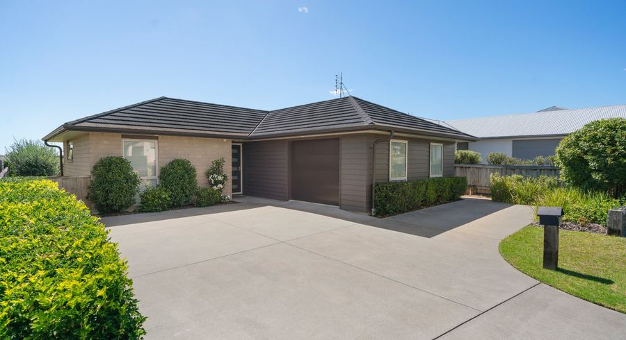  at 42 Benmore Crescent, Pyes Pa, Tauranga