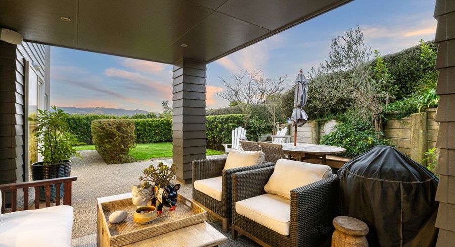  at 14 Paparoa Crescent, Aotea, Porirua, Wellington