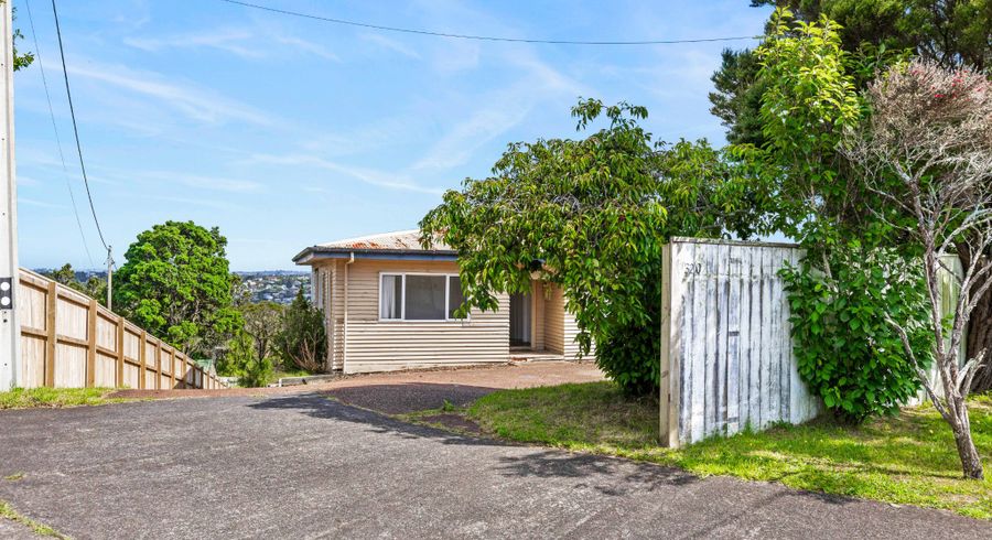  at 320 Glenfield Road, Glenfield, North Shore City, Auckland