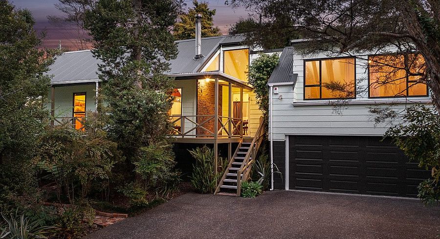  at 44 Wirihana Road, Titirangi, Auckland